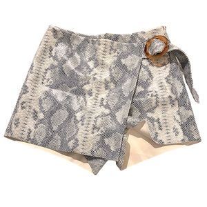 Zara Snakeprint Skort Shorts Skirt M
